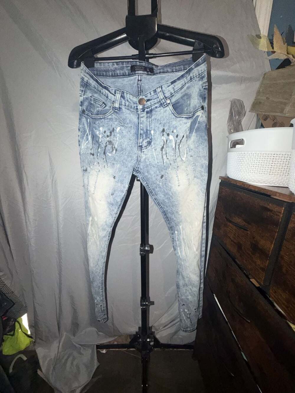 Trestles Supply Co Skinny Jeans Size 32 Light Wash Acid Wash Paint Splatter